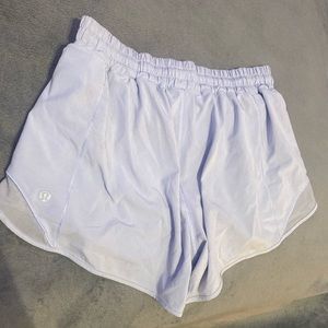 Women’s LuluLemon Hotty Hot High-Rise Lined Short 4"